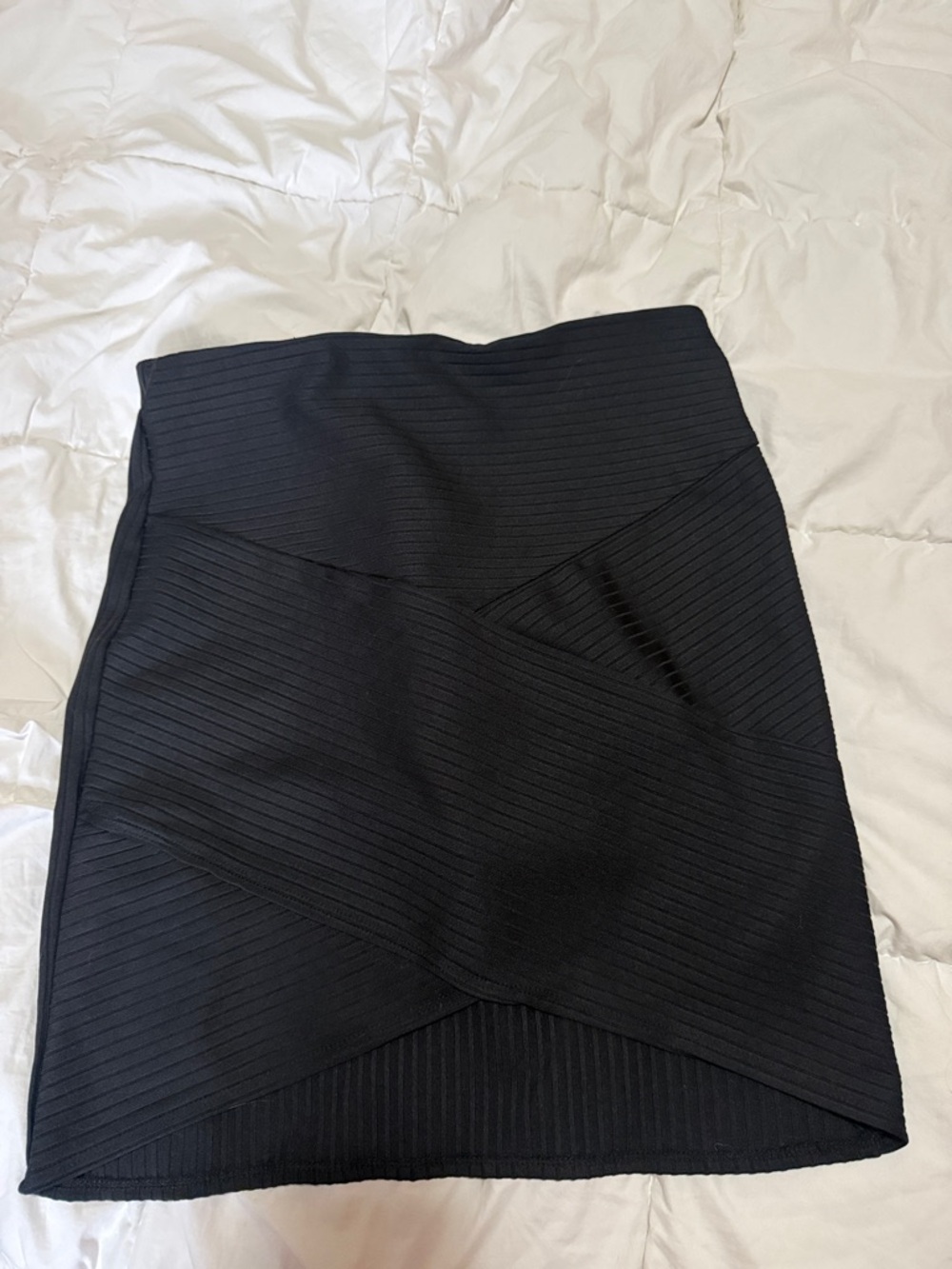 Divided Black Ribbed Pencil Skirt